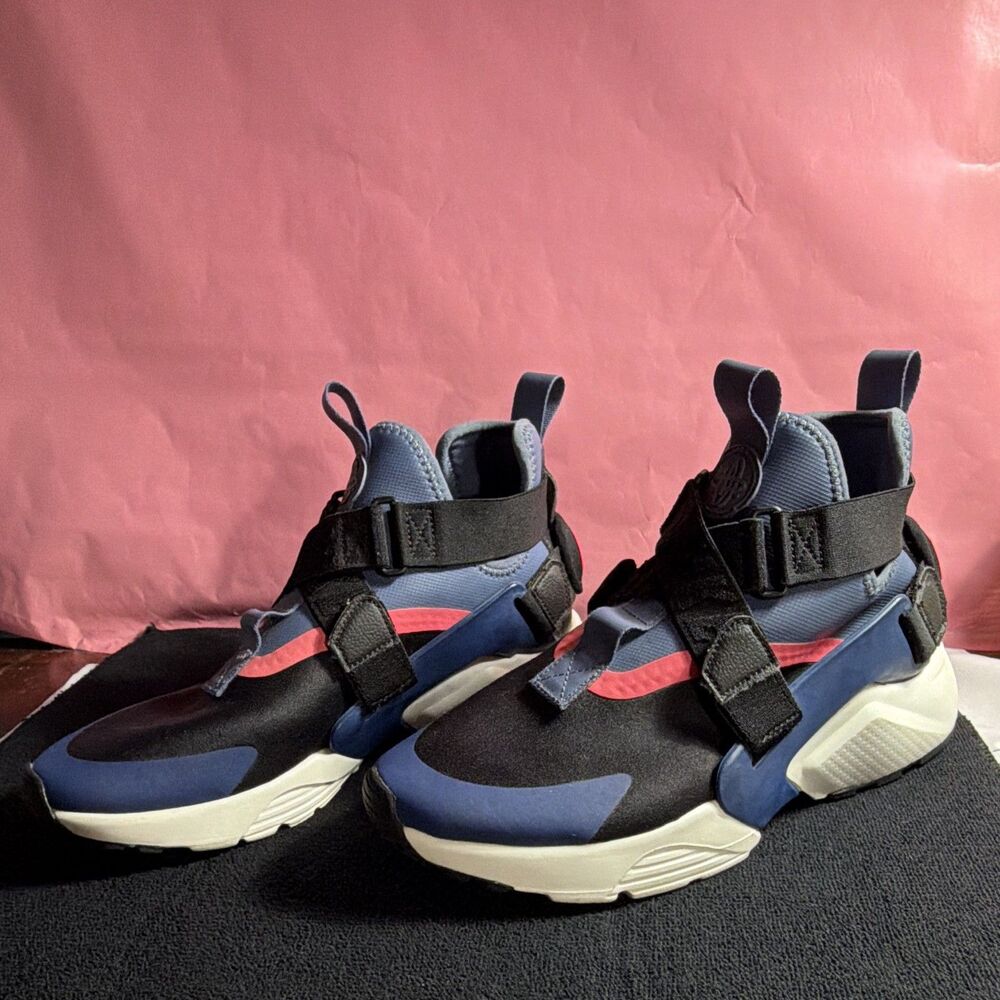 Nike Air Huarachi City Racer Mid Sneakers Blue Black Pink sz 7.5